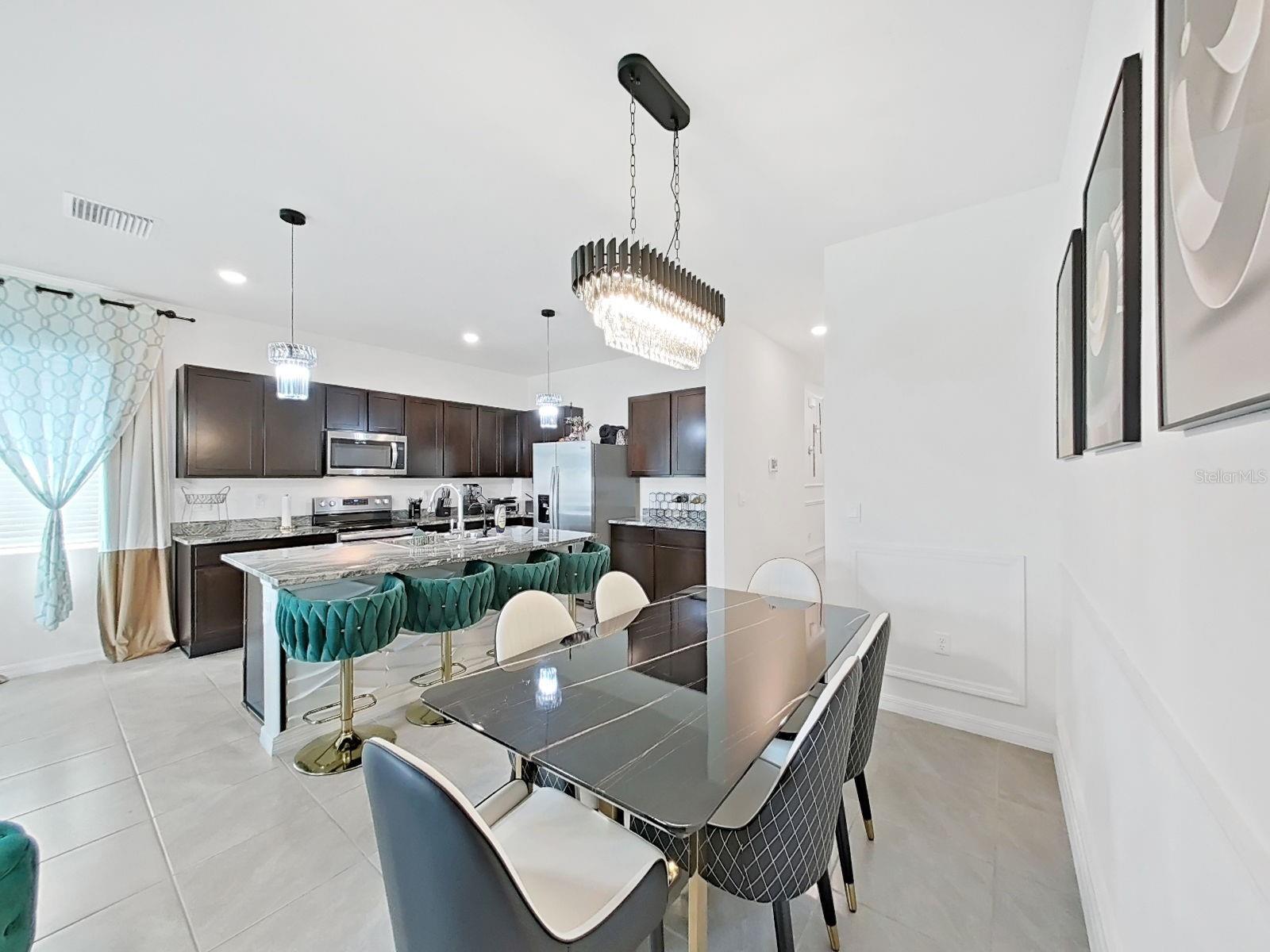 3556 WHITE DANDELION CT