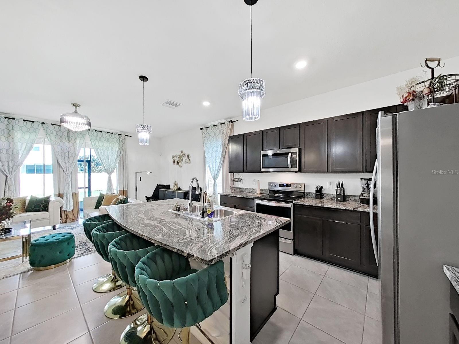 3556 WHITE DANDELION CT