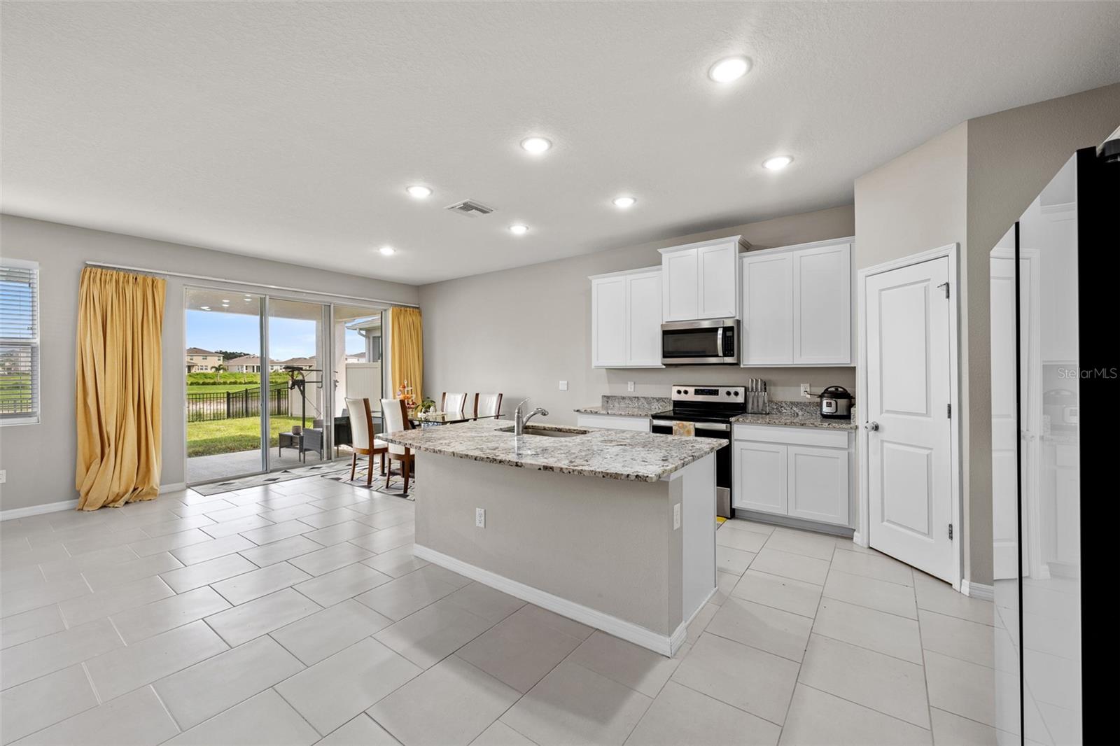 33503 FIELD MAPLE LOOP