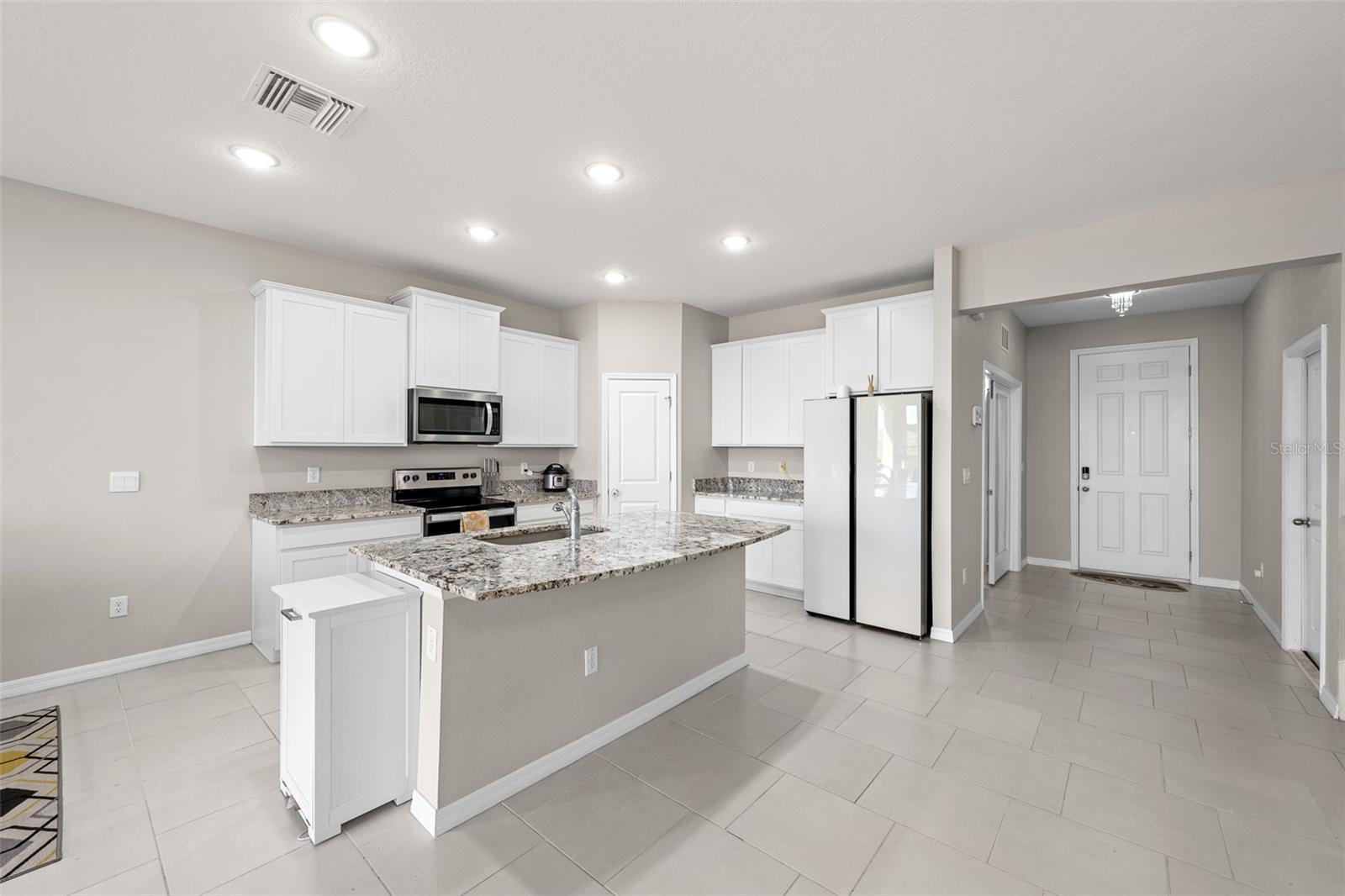 33503 FIELD MAPLE LOOP