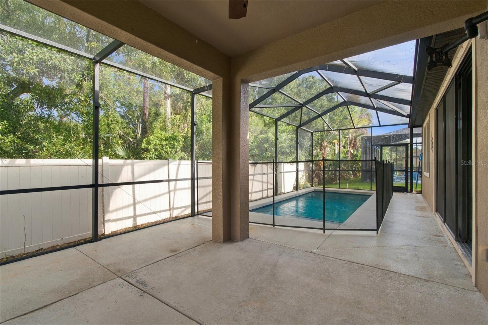 8021 WHITETAIL DEER WAY