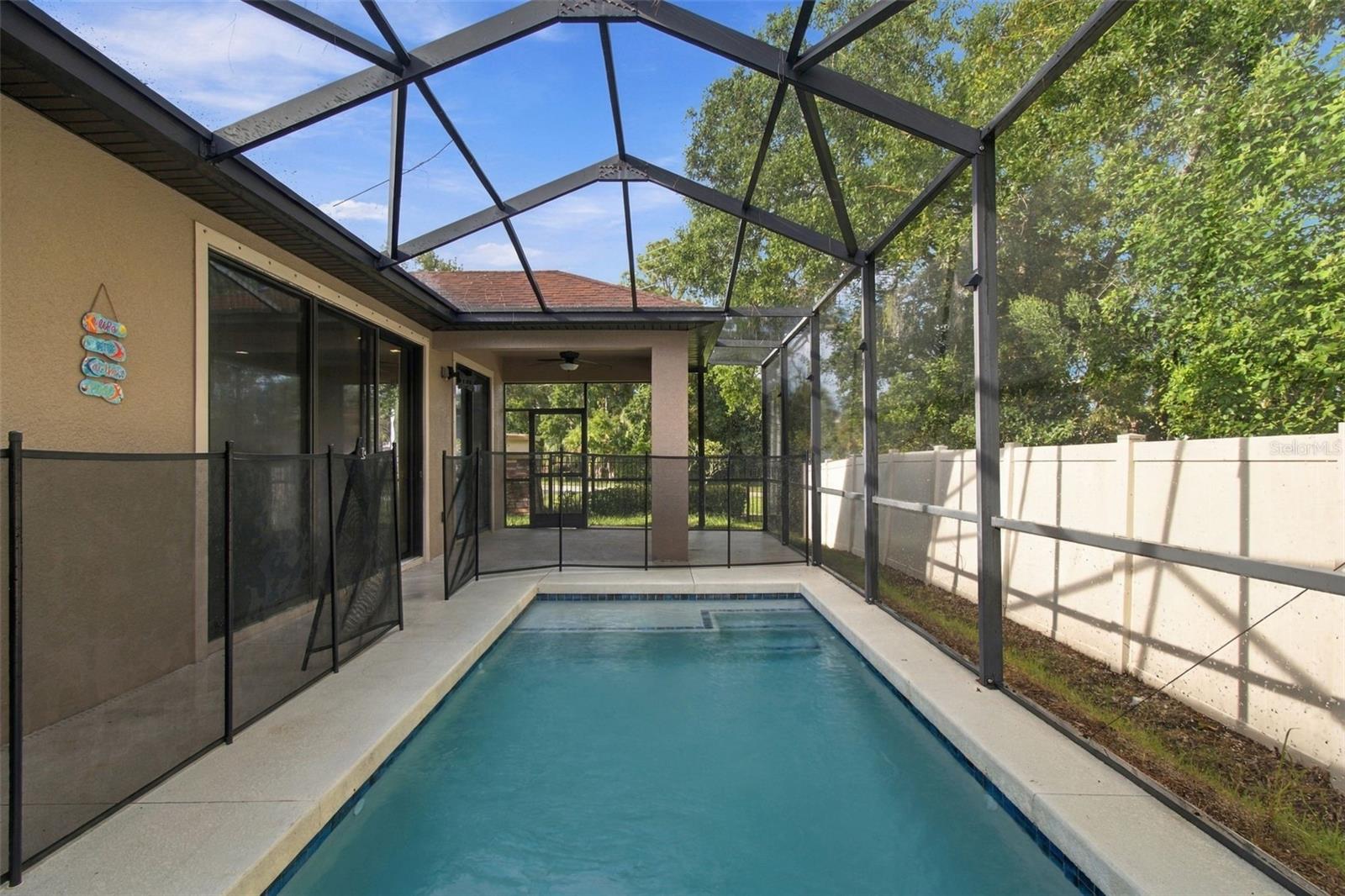8021 WHITETAIL DEER WAY