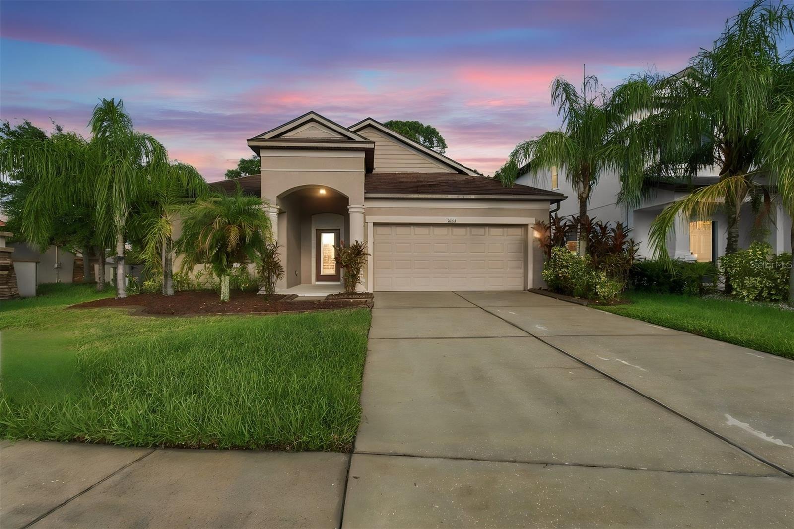 8021 WHITETAIL DEER WAY