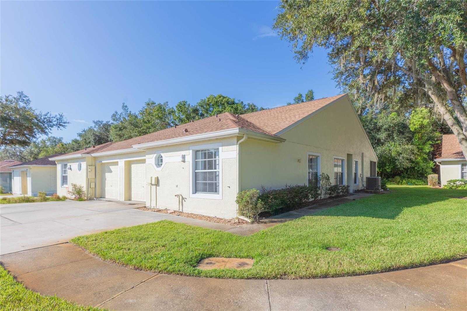 35224 Whispering Pines Dr, Zephyrhills