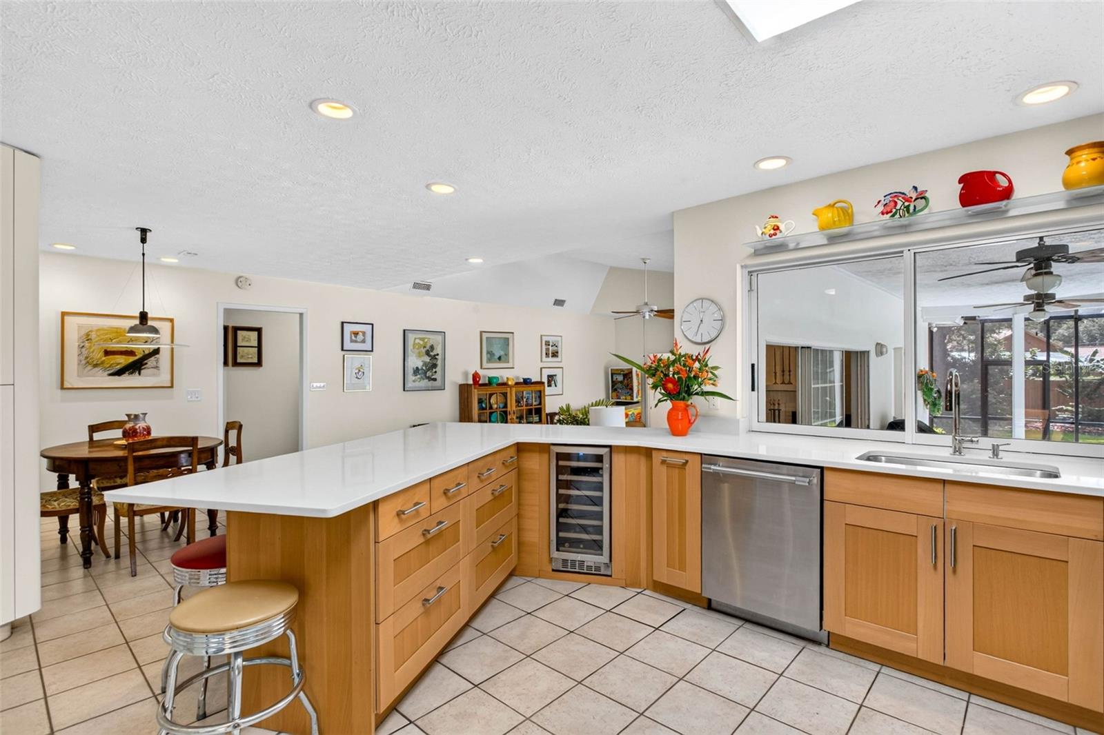 513 GARRARD DR