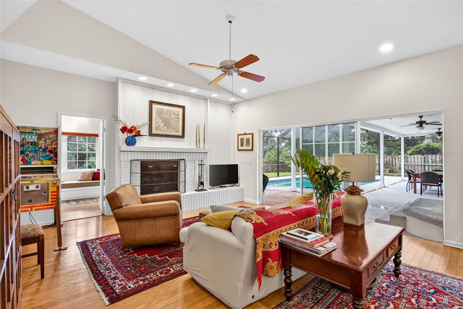 513 GARRARD DR