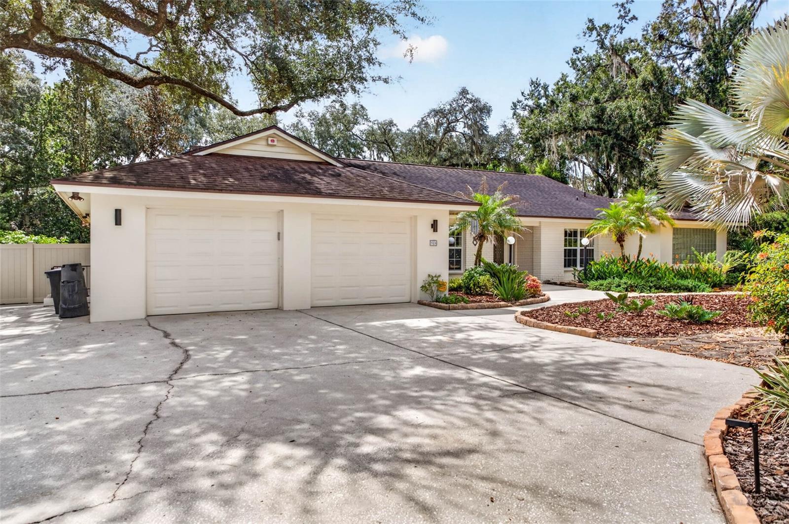 513 GARRARD DR