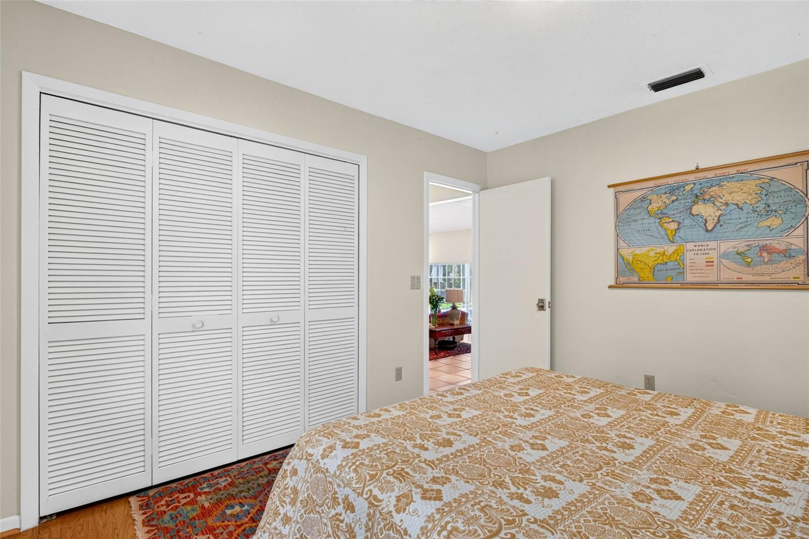 513 GARRARD DR