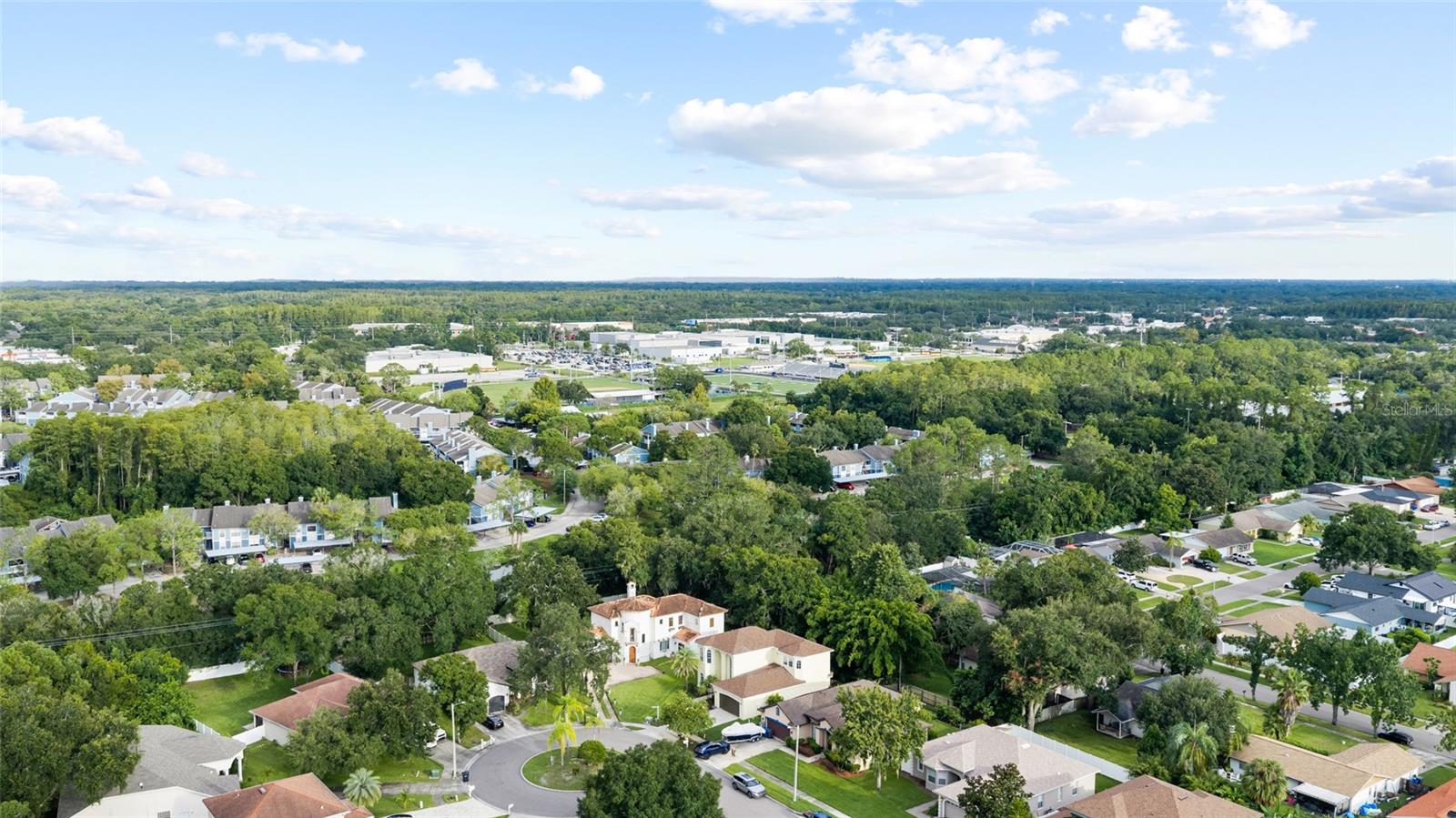 4117 WOODACRE LN