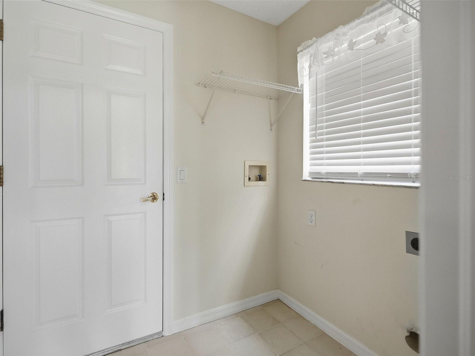 1023 ALMONDWOOD DR