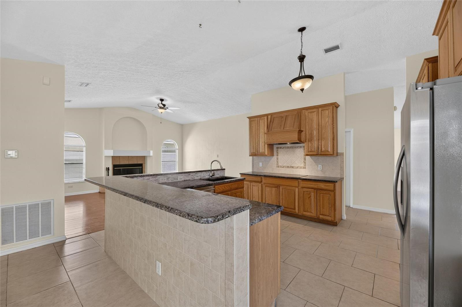 4404 KENDAL CT