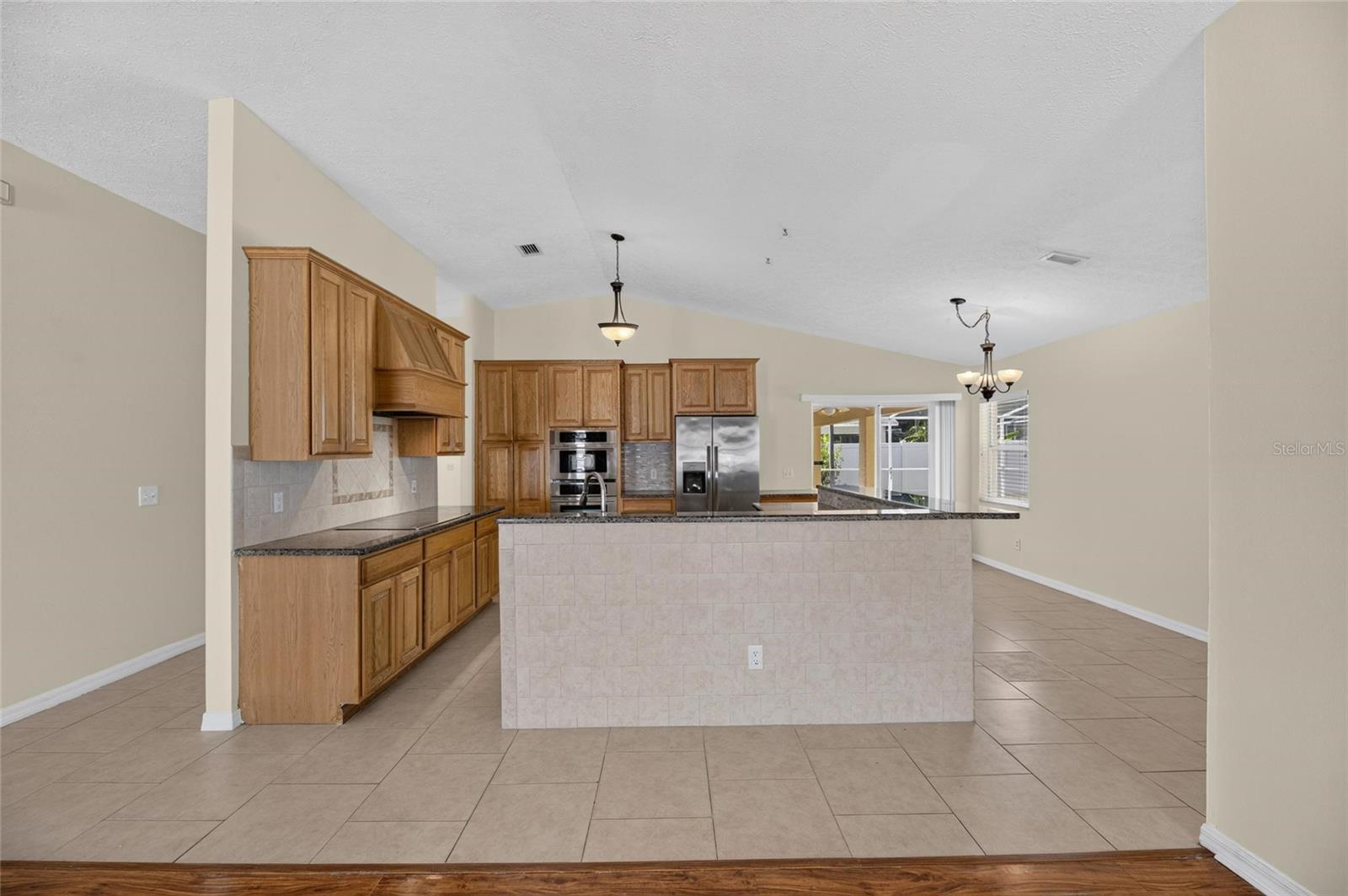 4404 KENDAL CT