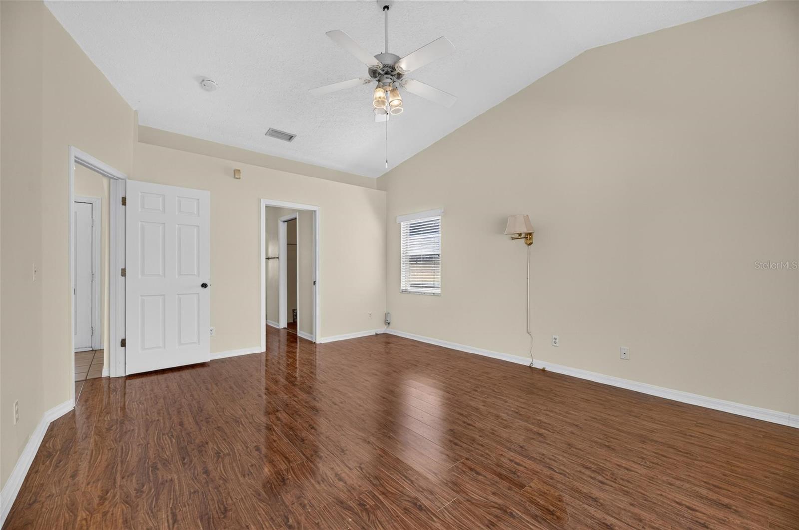 4404 KENDAL CT