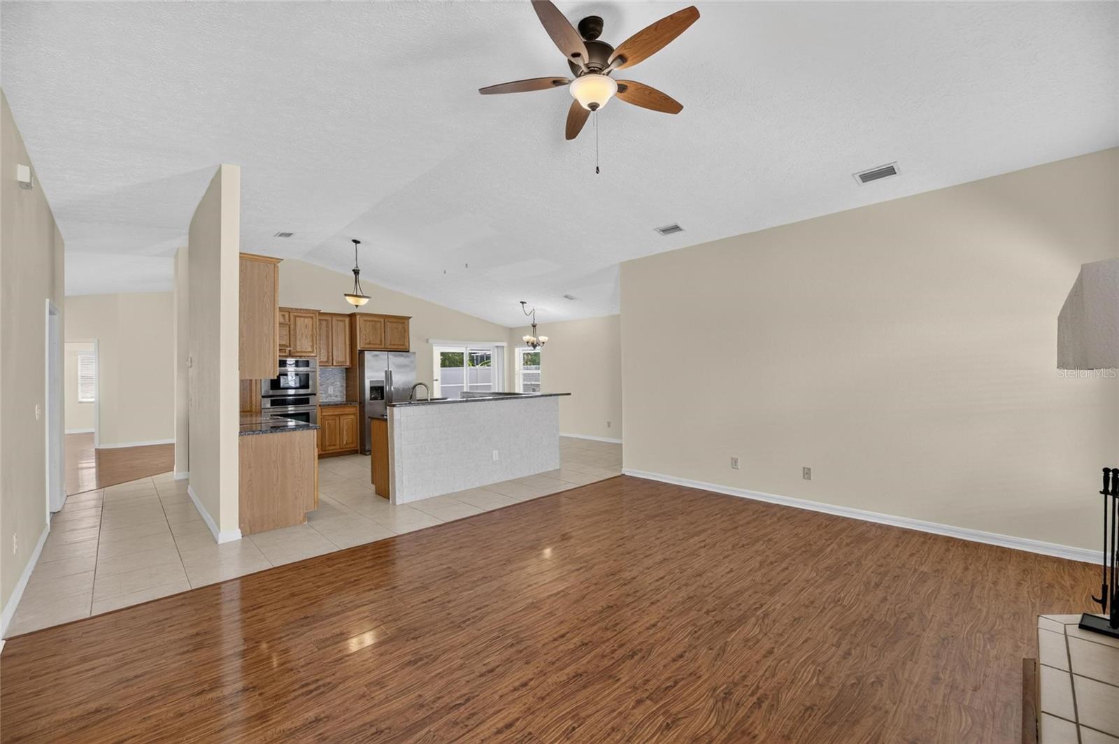 4404 KENDAL CT