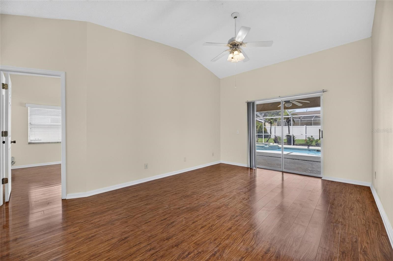 4404 KENDAL CT