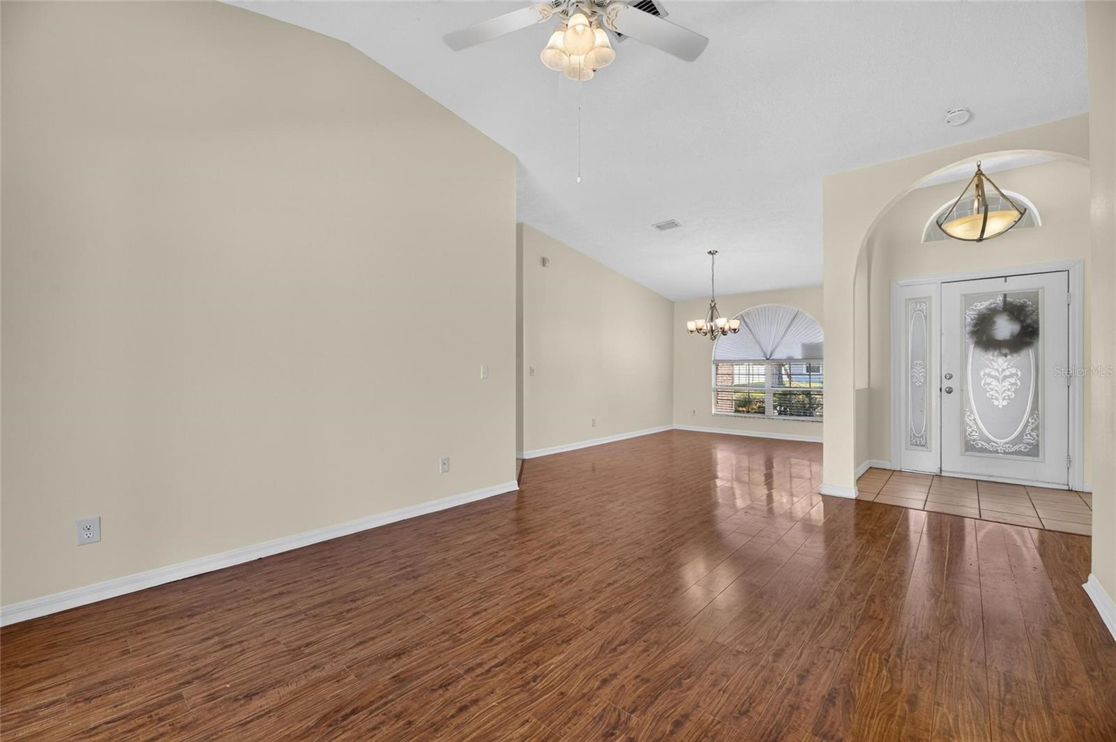 4404 KENDAL CT