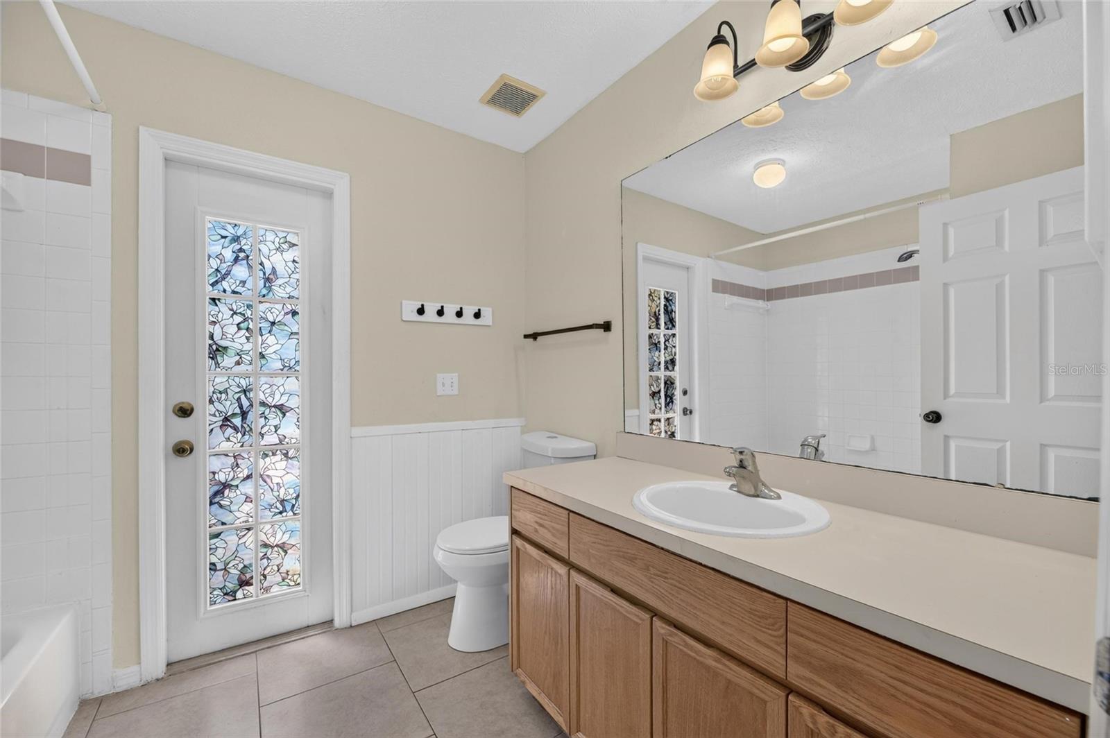 4404 KENDAL CT