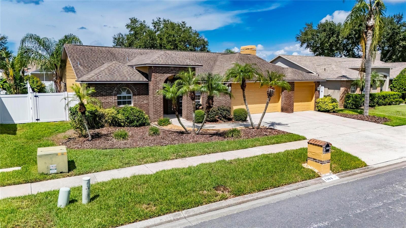 4404 KENDAL CT