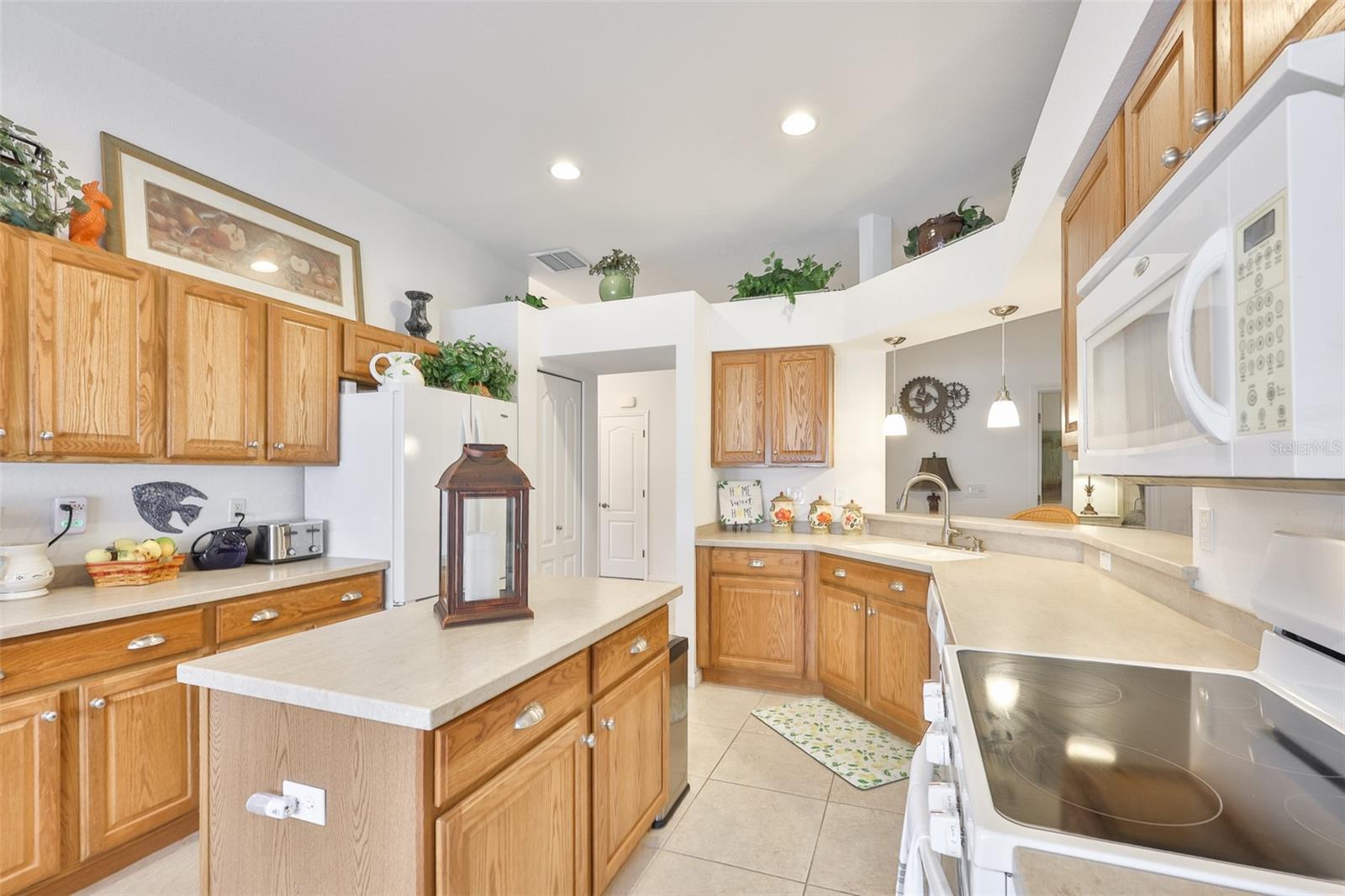1251 CORINTH GREENS DR