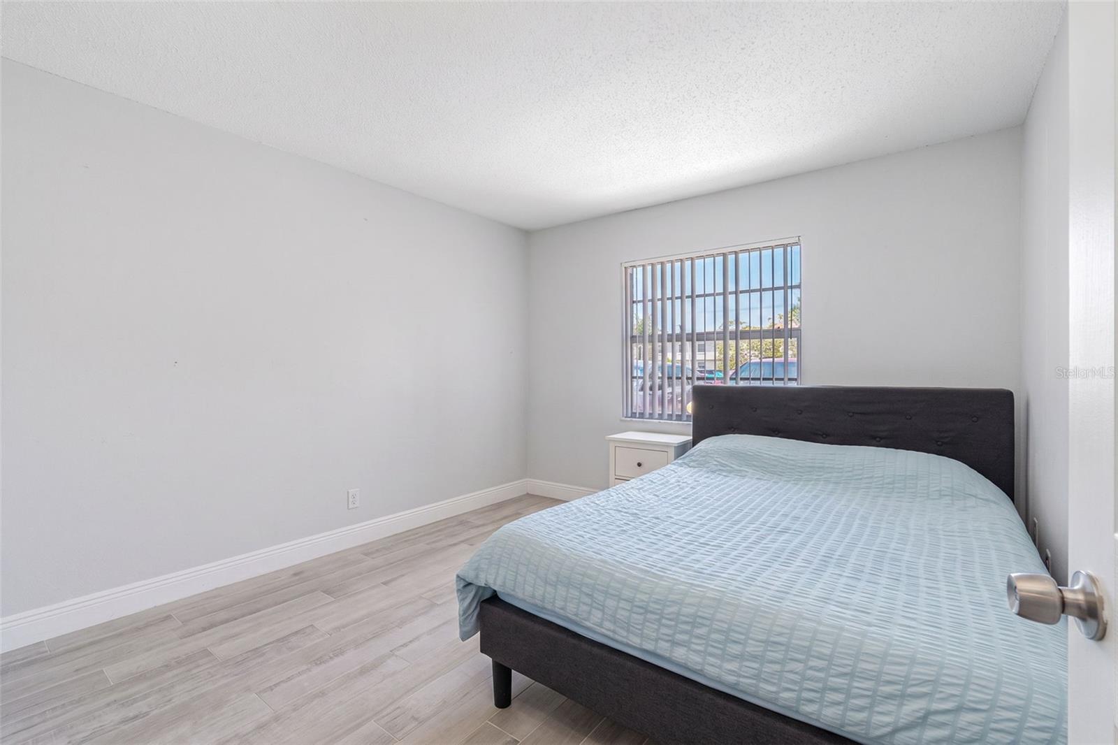 7210 N MANHATTAN AVE #1813