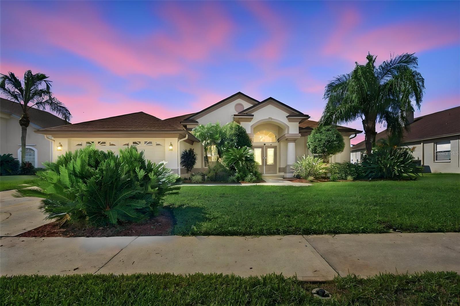 1301 FOX CHAPEL DR