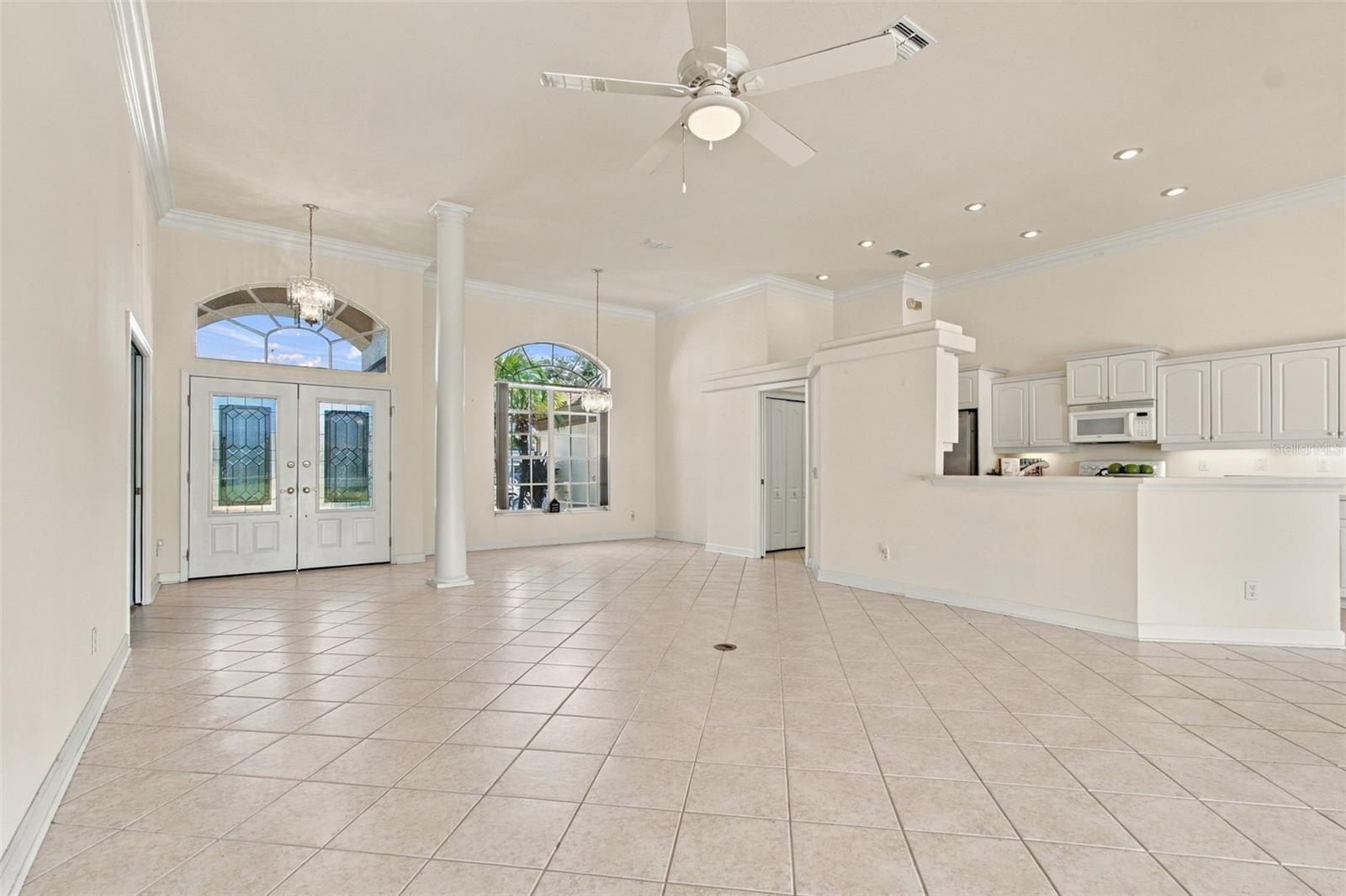 1301 FOX CHAPEL DR