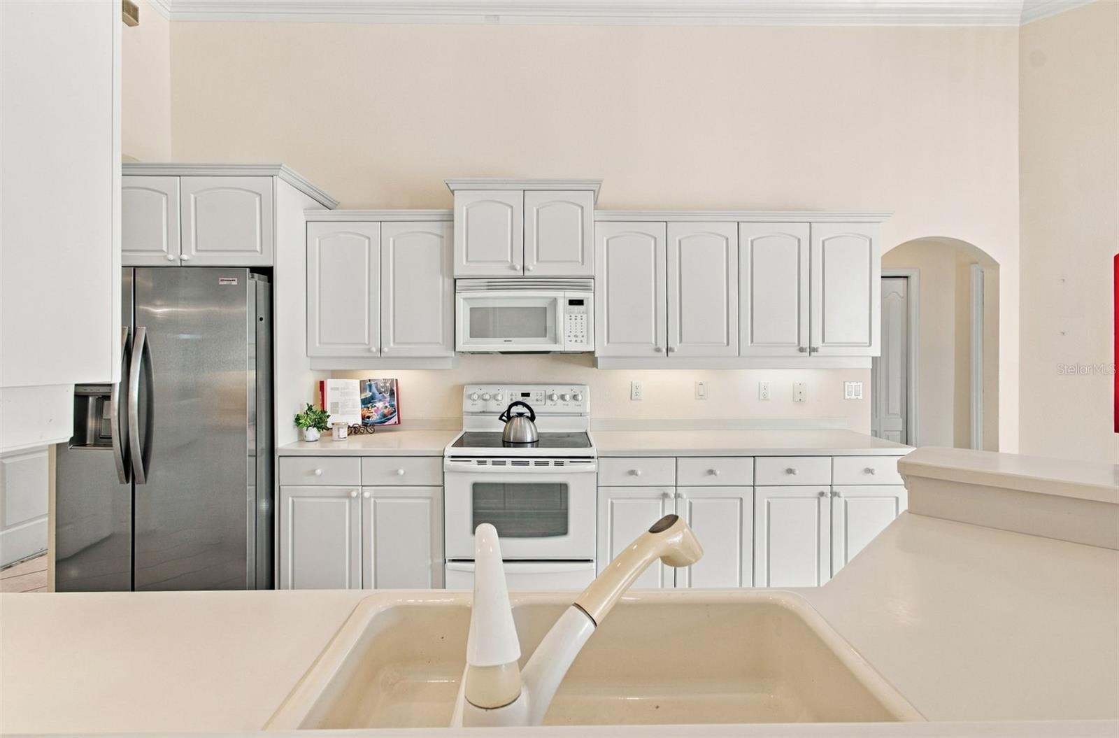 1301 FOX CHAPEL DR