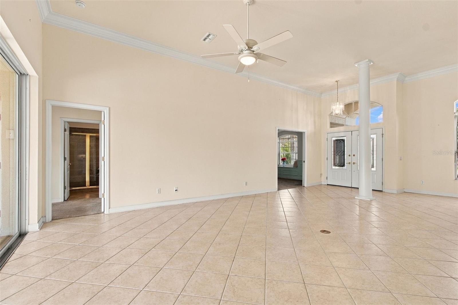 1301 FOX CHAPEL DR