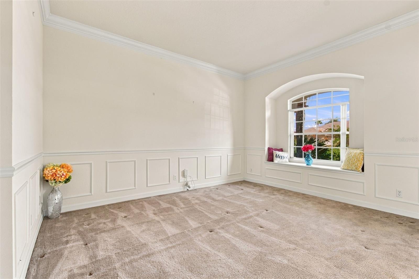 1301 FOX CHAPEL DR