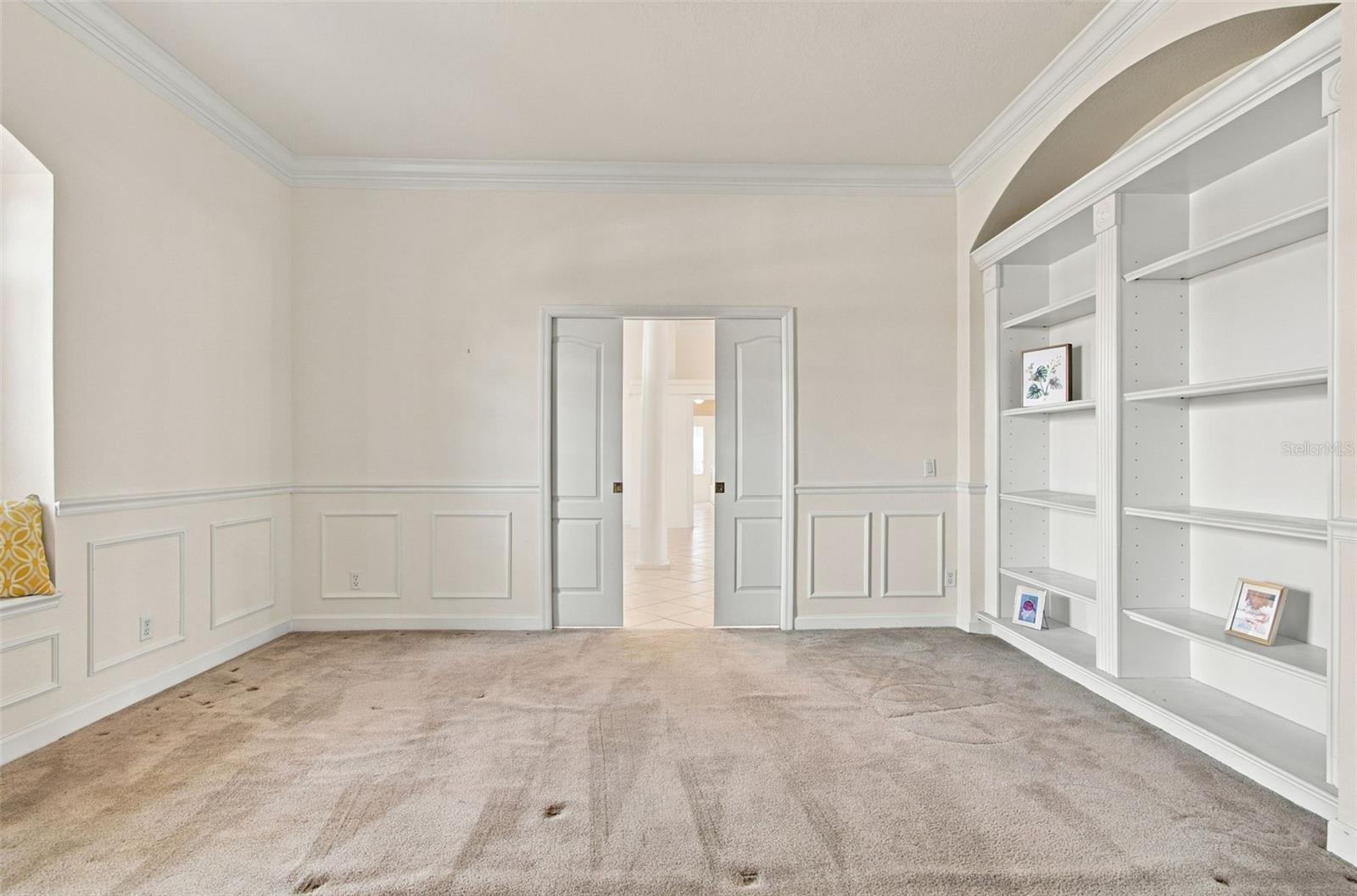 1301 FOX CHAPEL DR