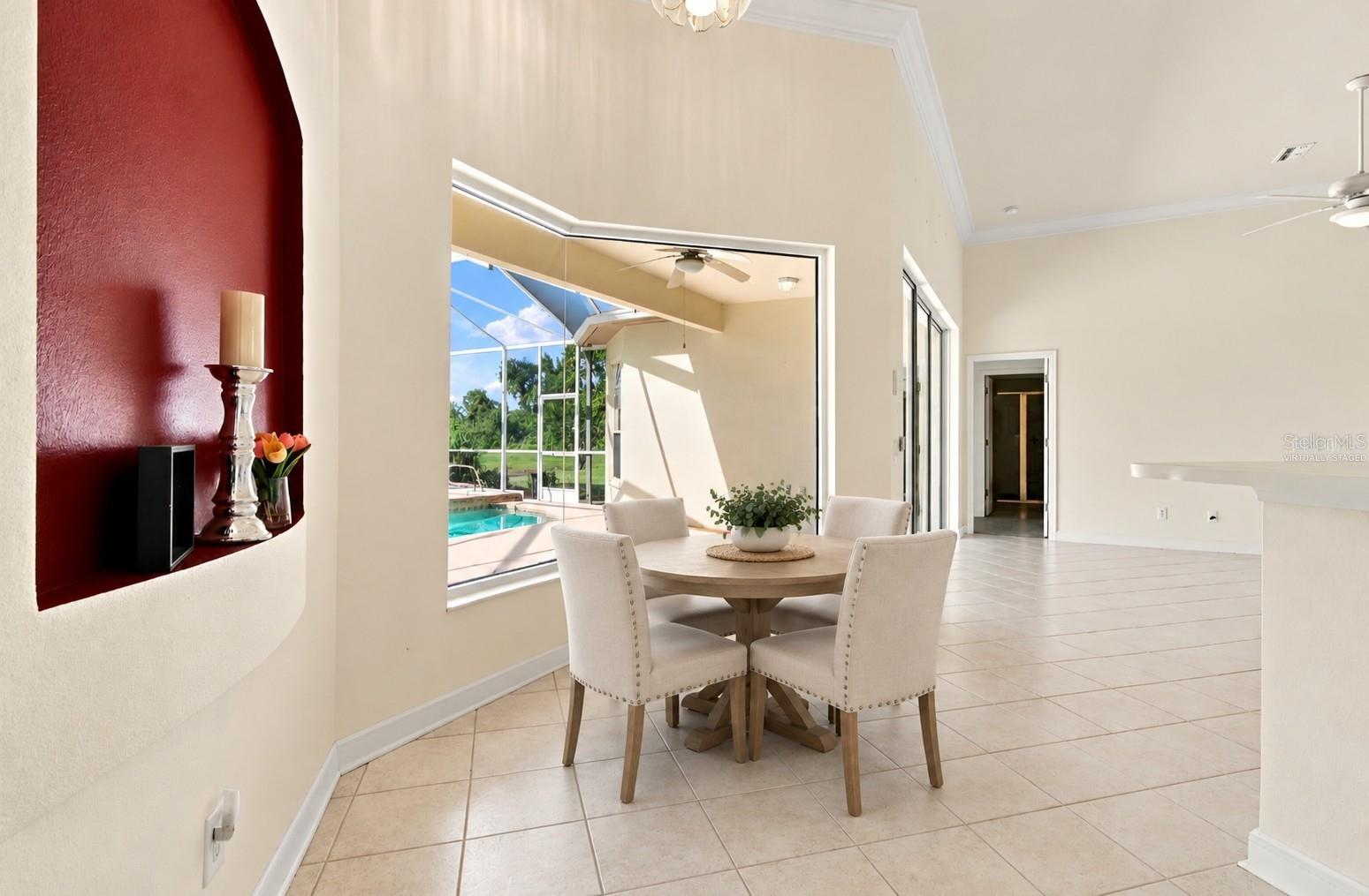 1301 FOX CHAPEL DR
