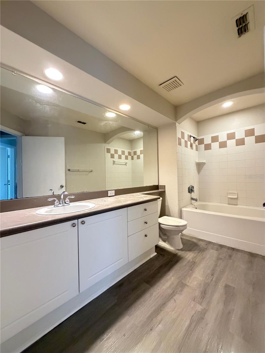 4005 PALMETTO PALM CT