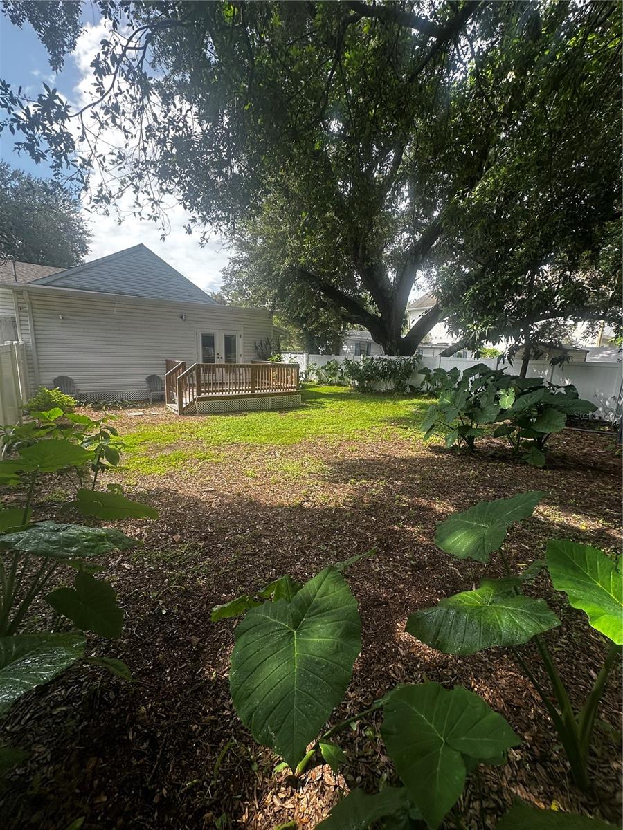 3902 N SUWANEE AVE