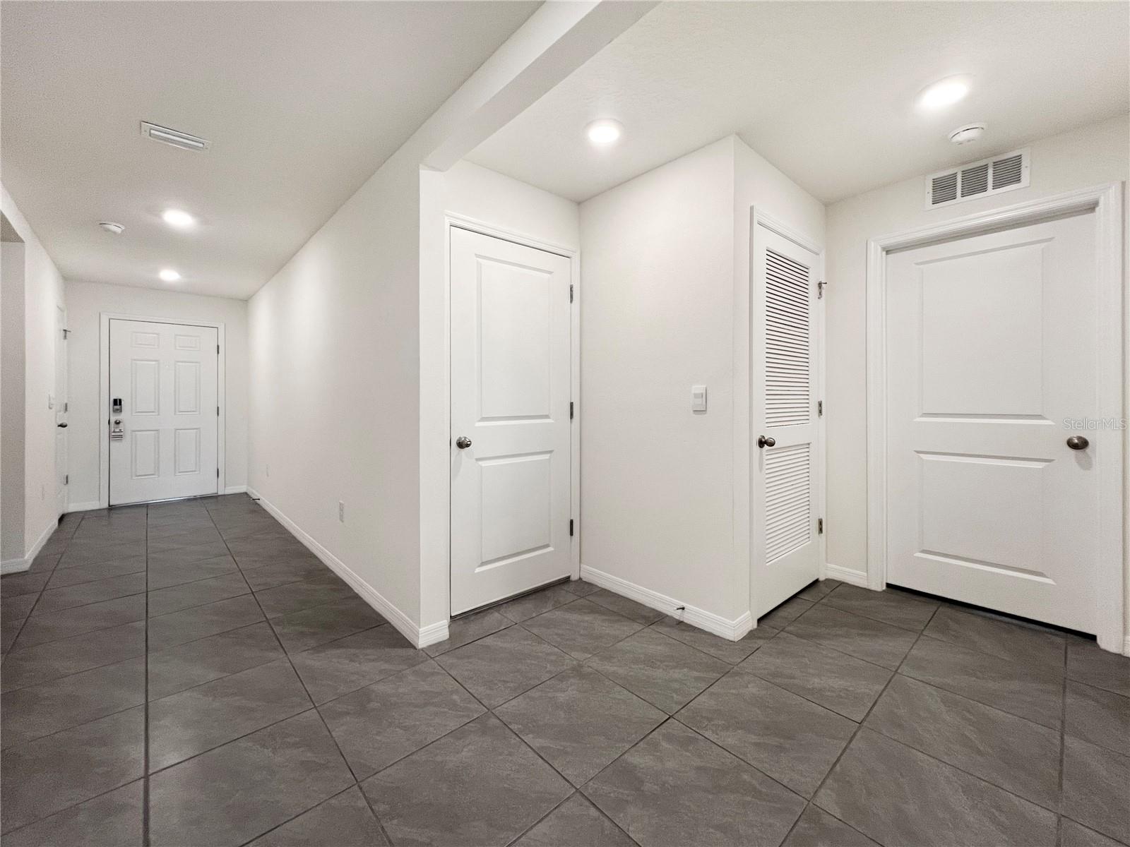 822 WILL SCARLETT AVE