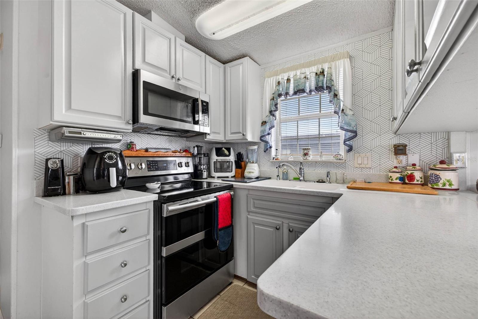 35051 CONDOMINIUM BLVD