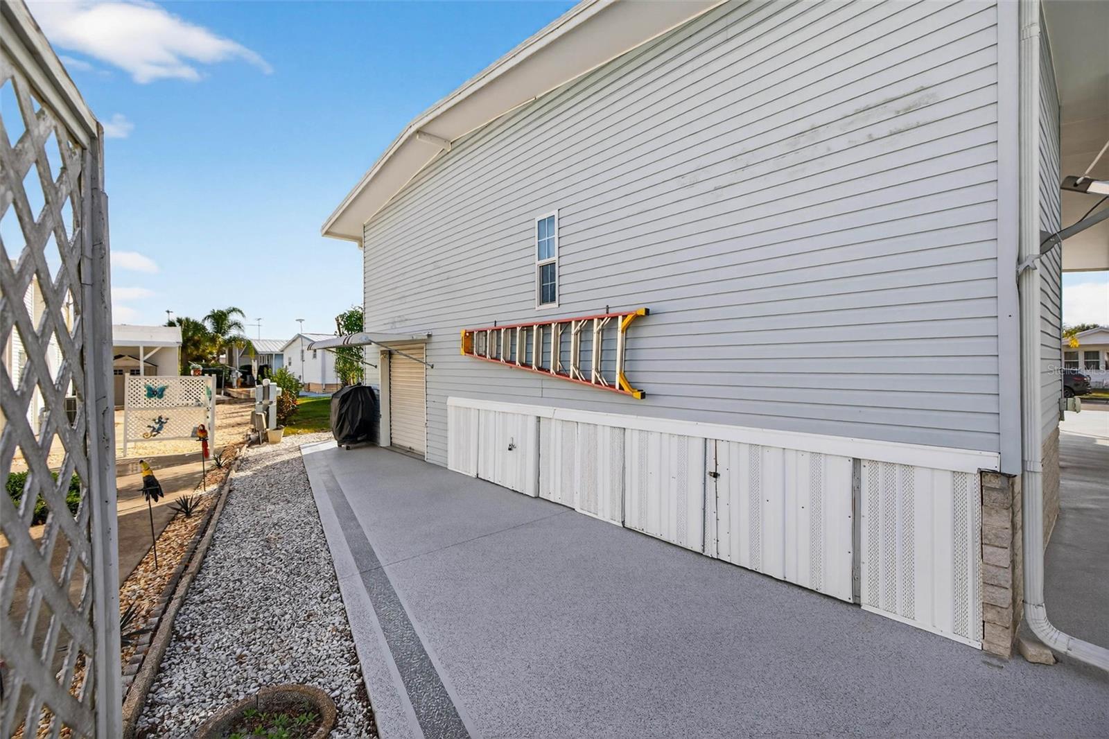 35051 CONDOMINIUM BLVD