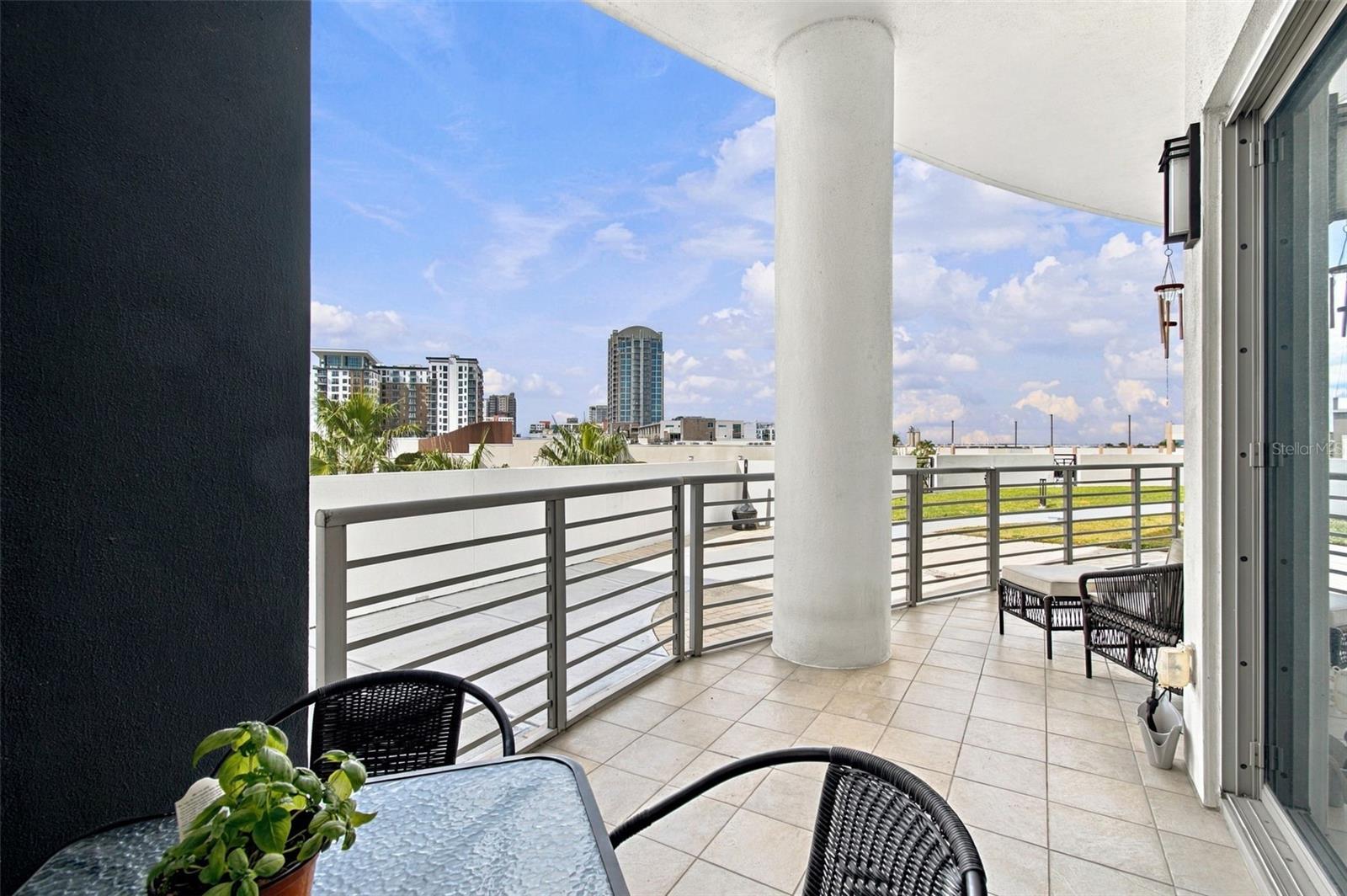1209 E CUMBERLAND AVE #504