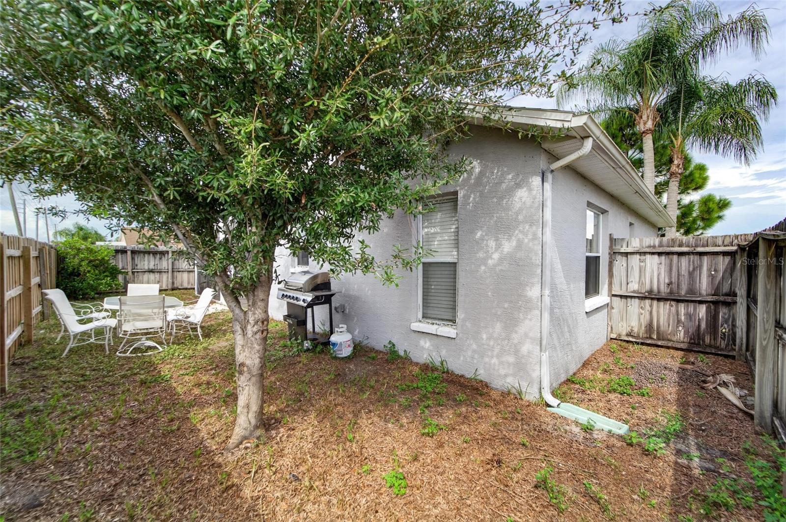 8240 NATIONAL DR