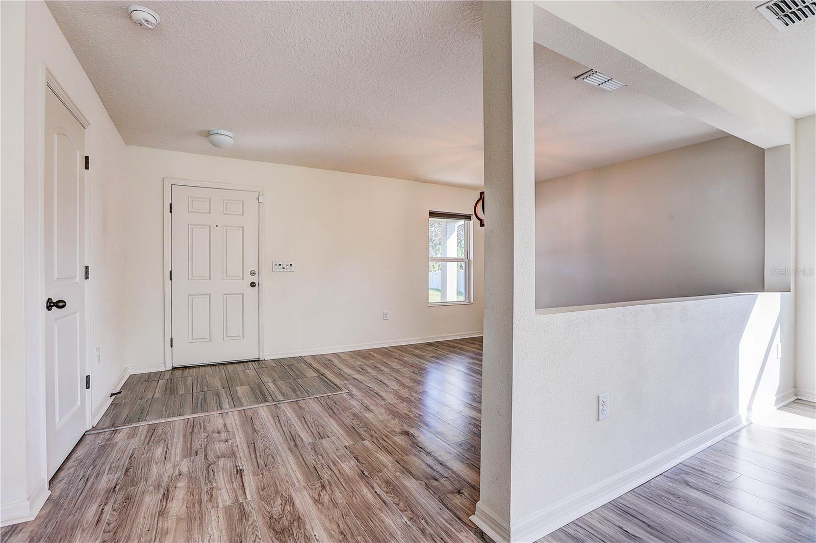 10502 MEDFORD LAKE DR