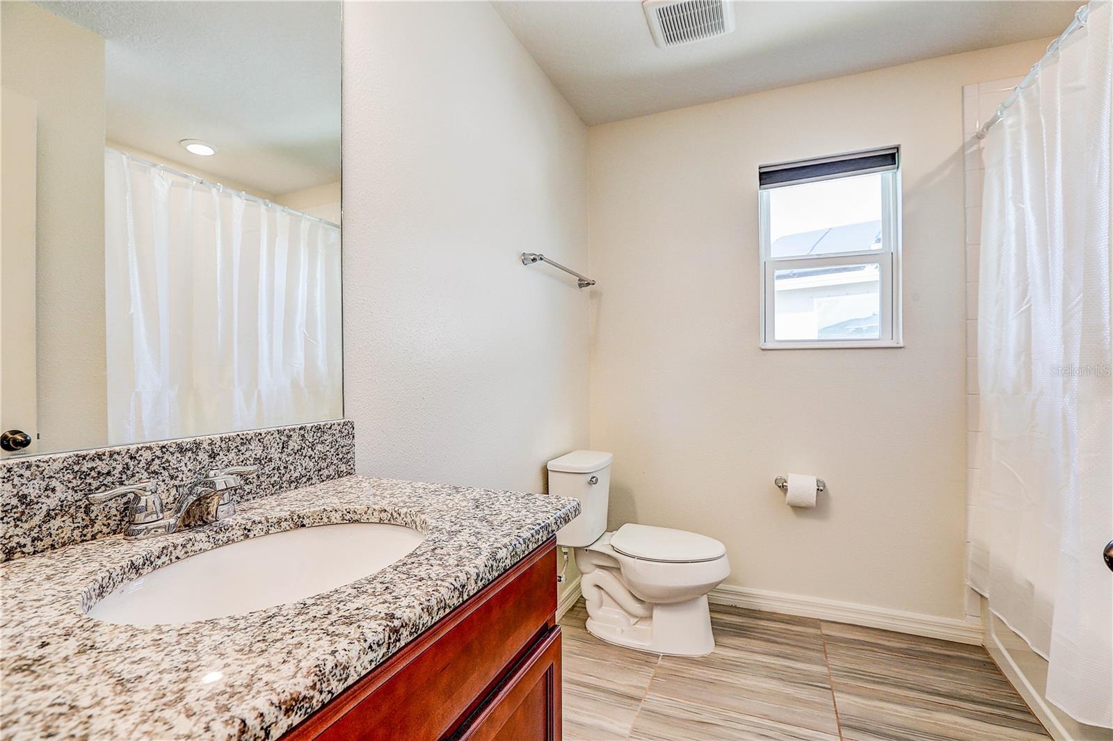 10502 MEDFORD LAKE DR