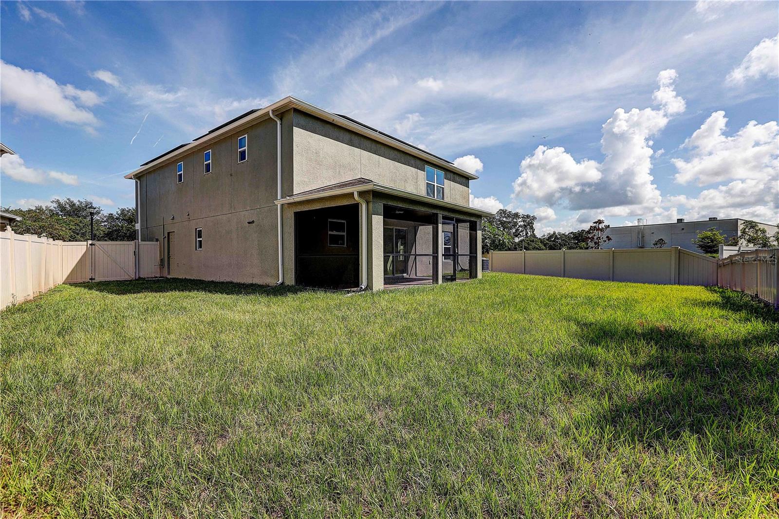 10502 MEDFORD LAKE DR