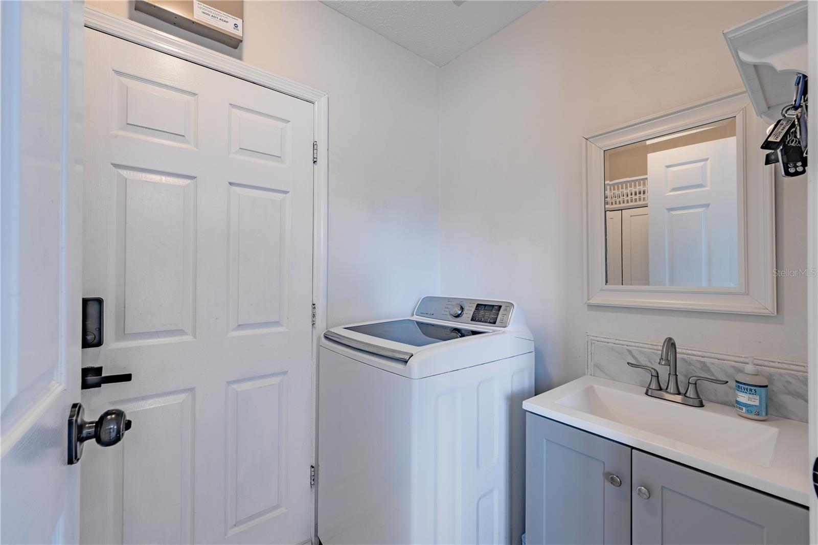 7801 ALAFIA DR