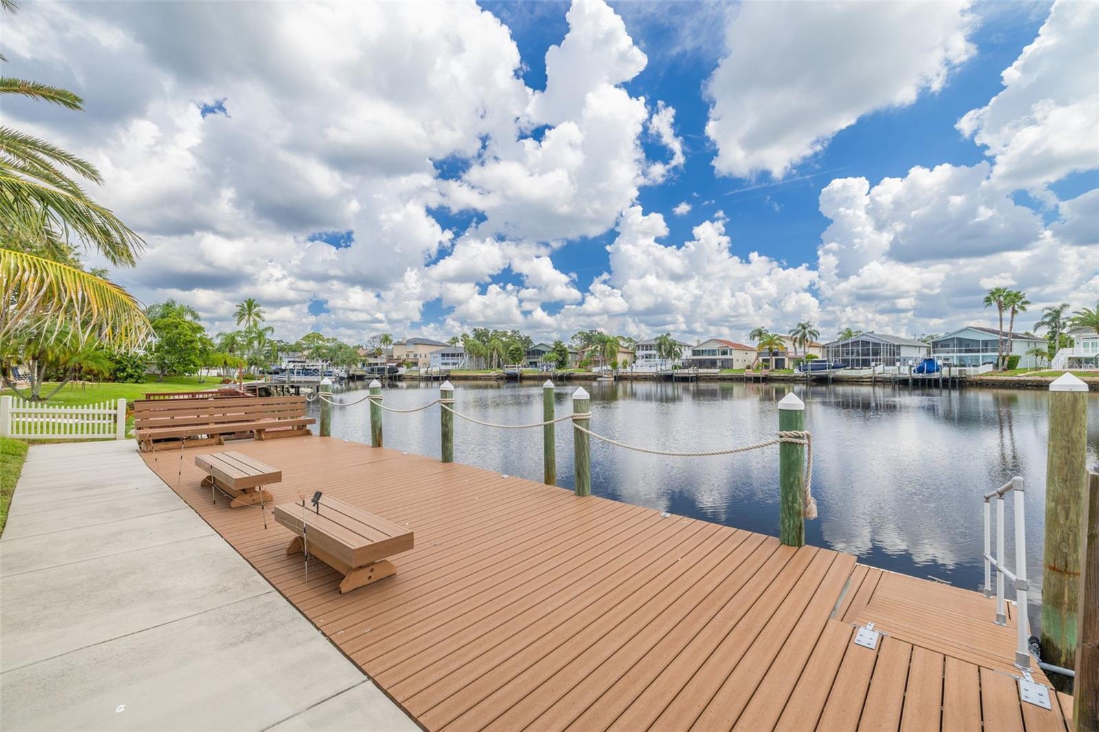 6206 BAYSIDE DR