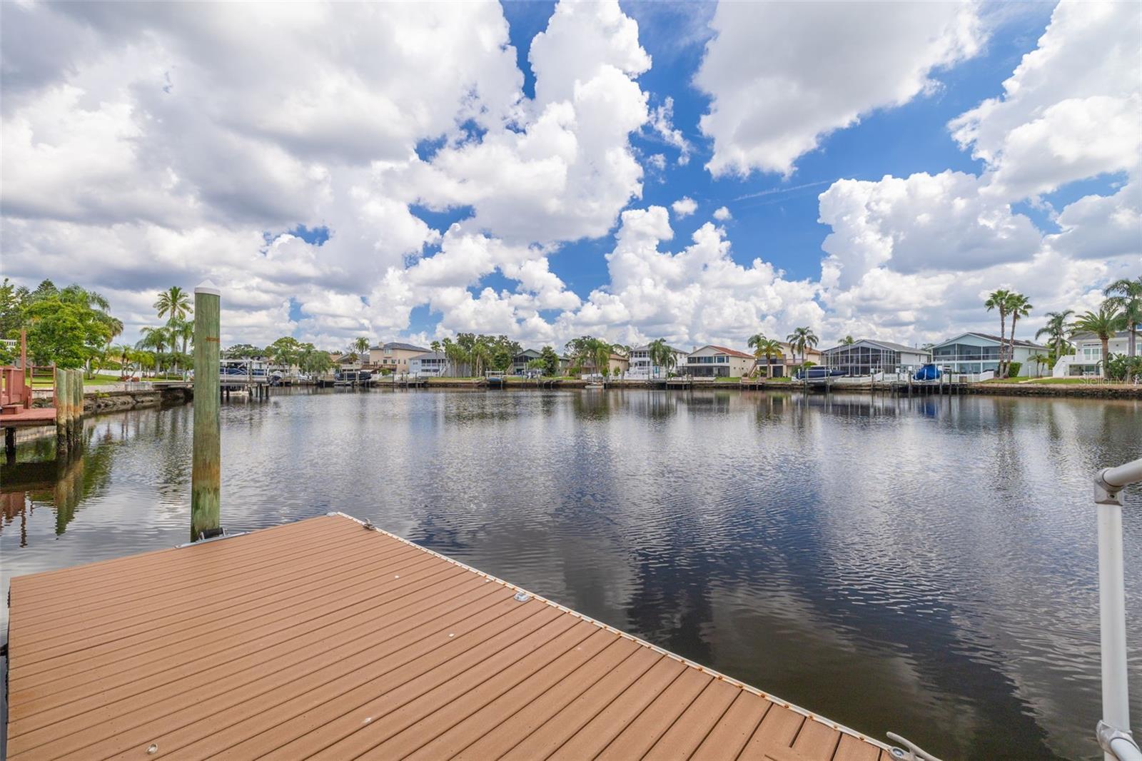 6206 BAYSIDE DR