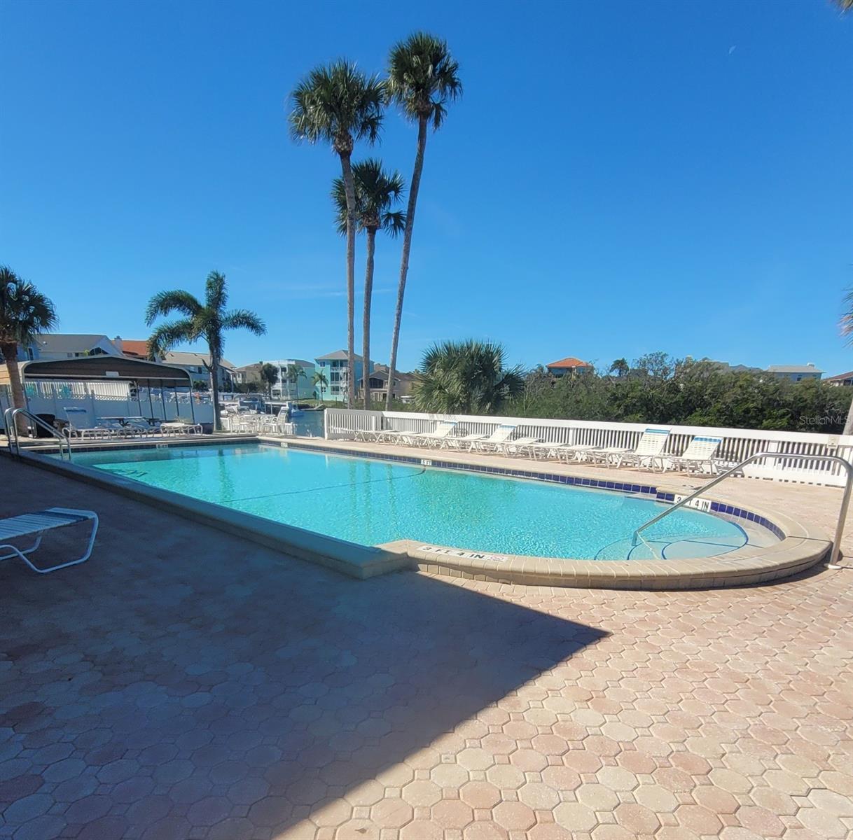 6206 BAYSIDE DR