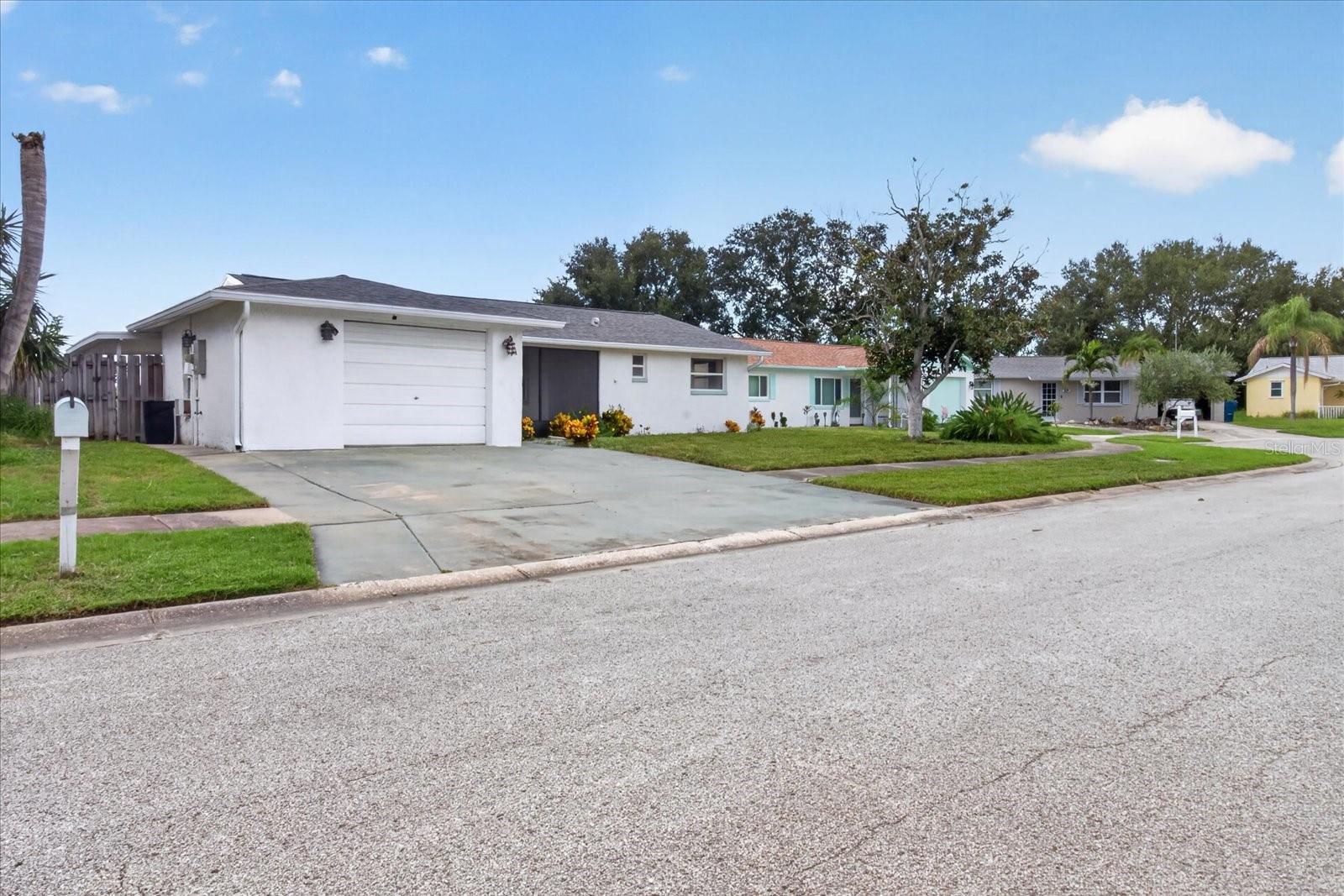2217 HARRISON DR