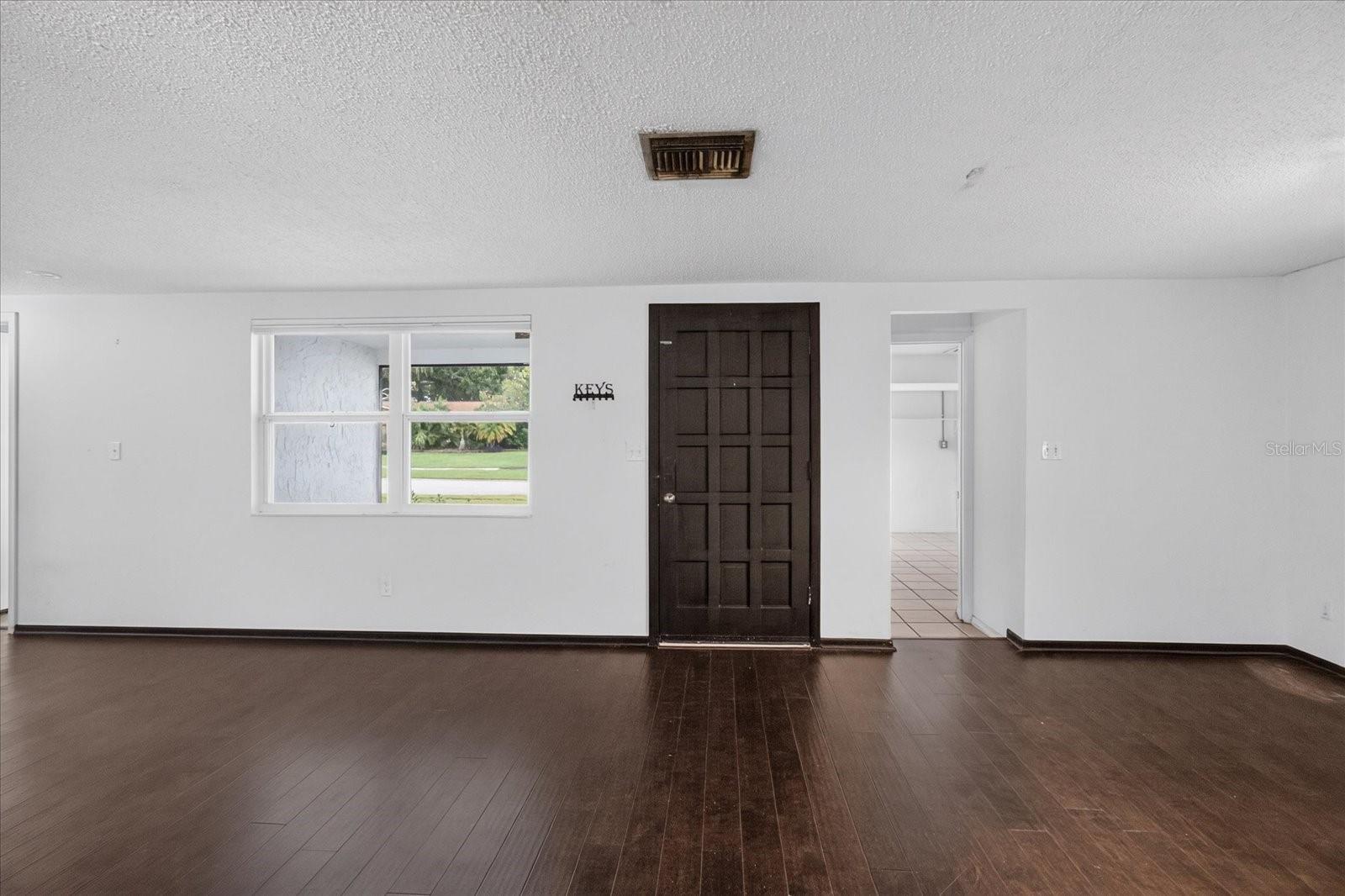 2217 HARRISON DR