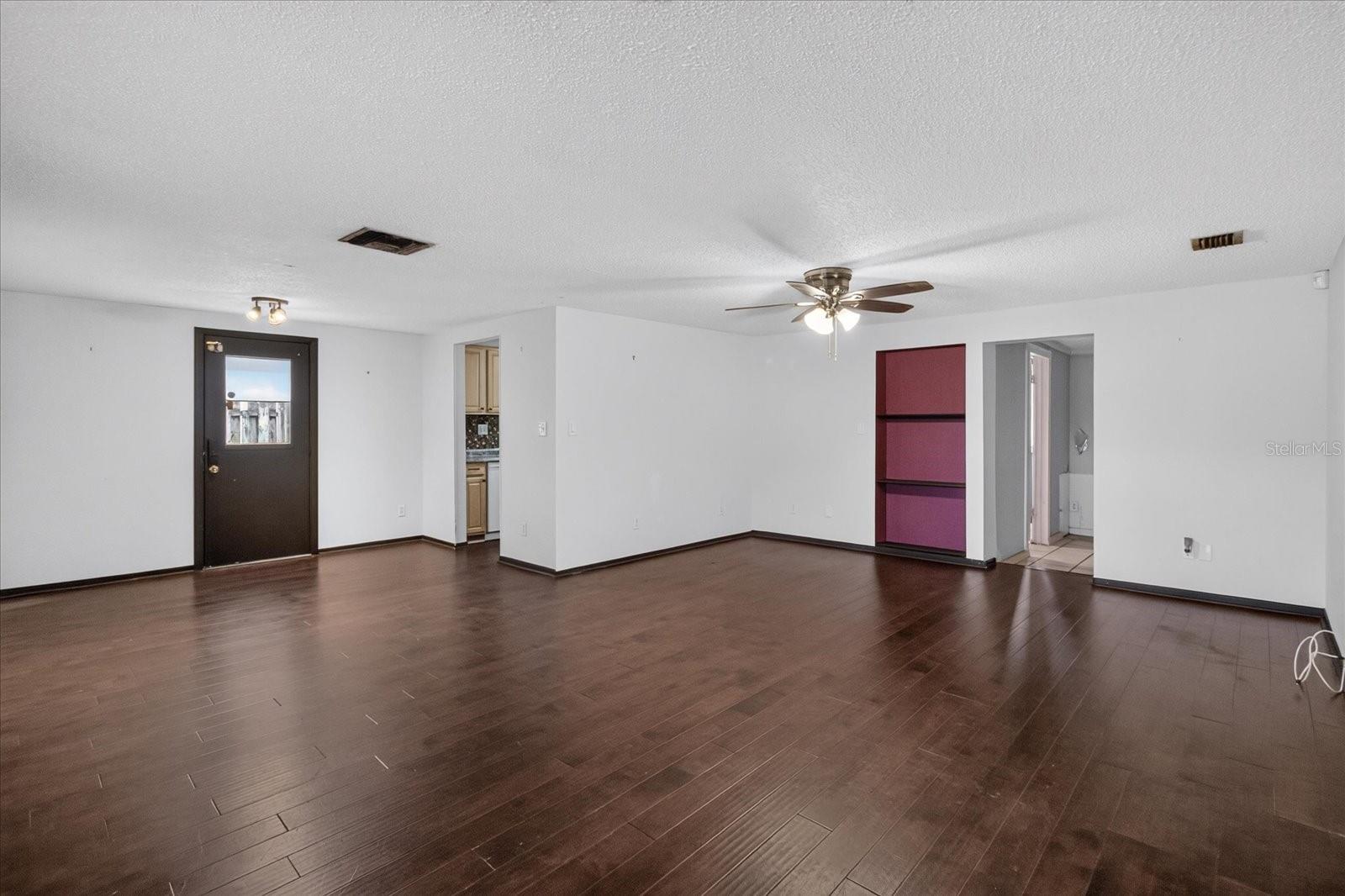 2217 HARRISON DR