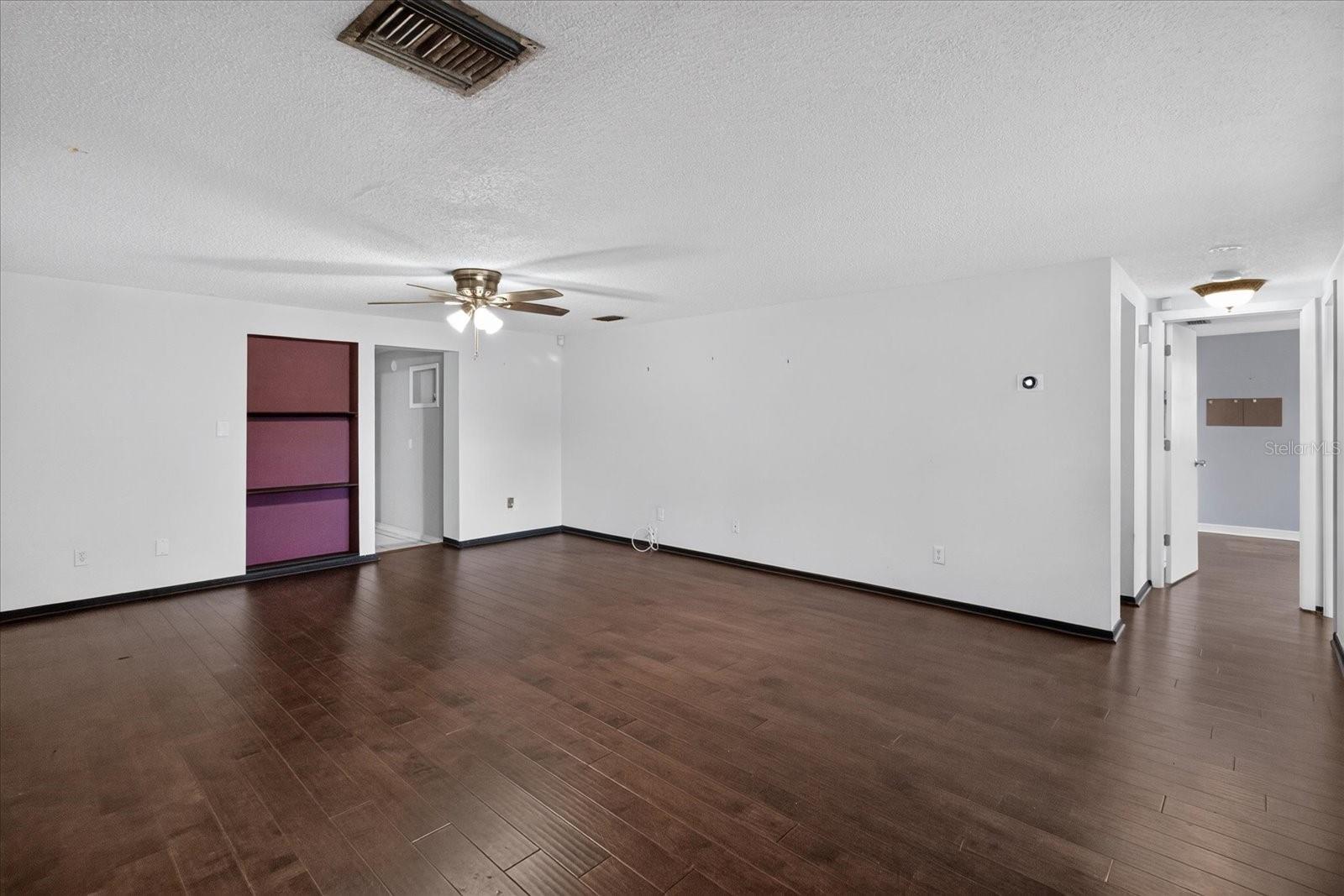 2217 HARRISON DR