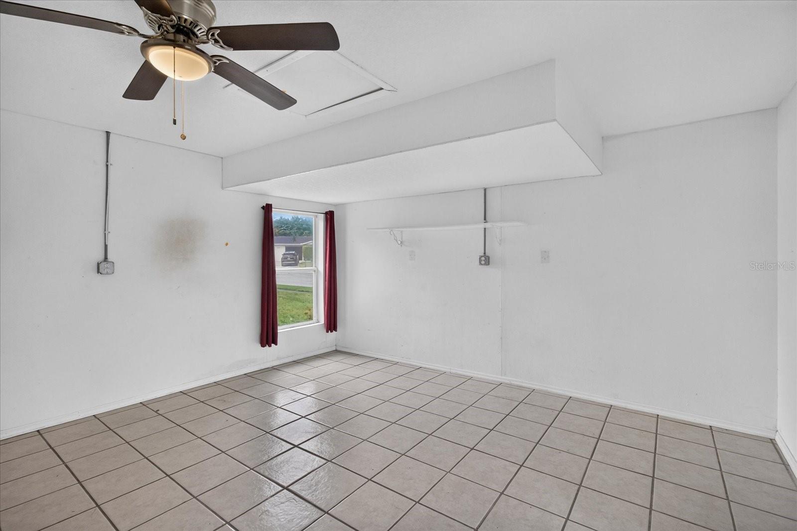 2217 HARRISON DR